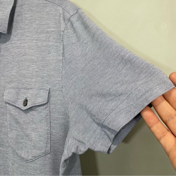 Banana Republic Luxury Touch Blue/Withe Polo shirt . Men size Medium - Picture 3 of 8